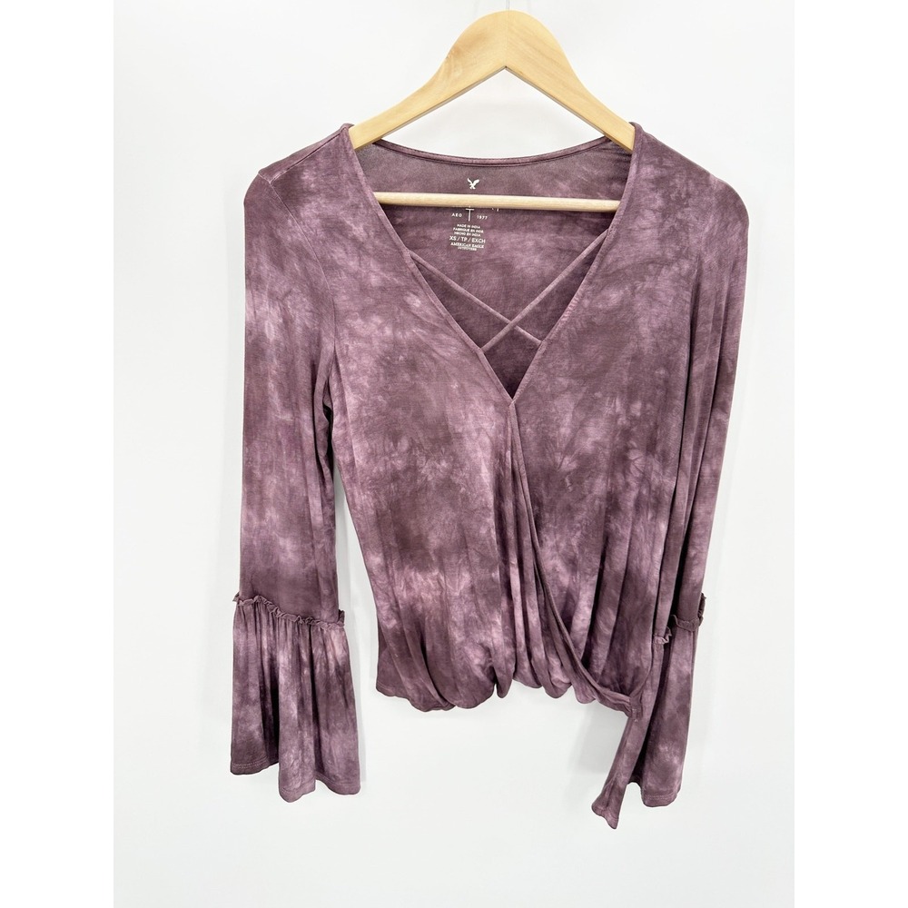 AE Tie Dye Boho Top Sz XS Purple Festival Hippie Gypsy Bell Sleeve